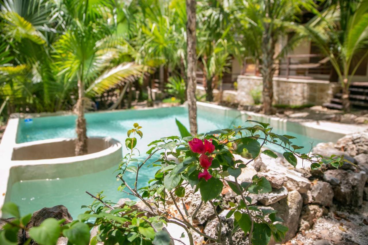 Hotel Buenavista Bacalar Jungle Experience エクステリア 写真