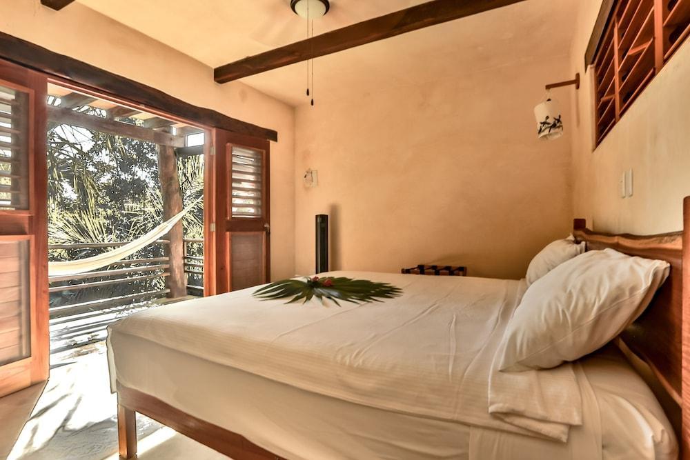 Hotel Buenavista Bacalar Jungle Experience エクステリア 写真