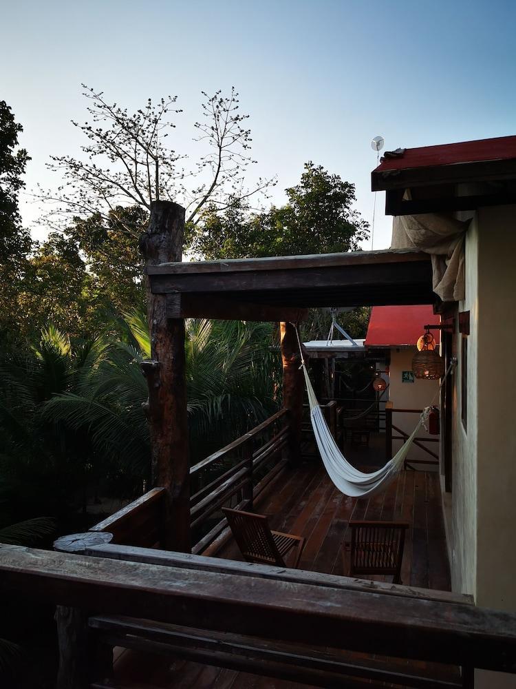 Hotel Buenavista Bacalar Jungle Experience エクステリア 写真